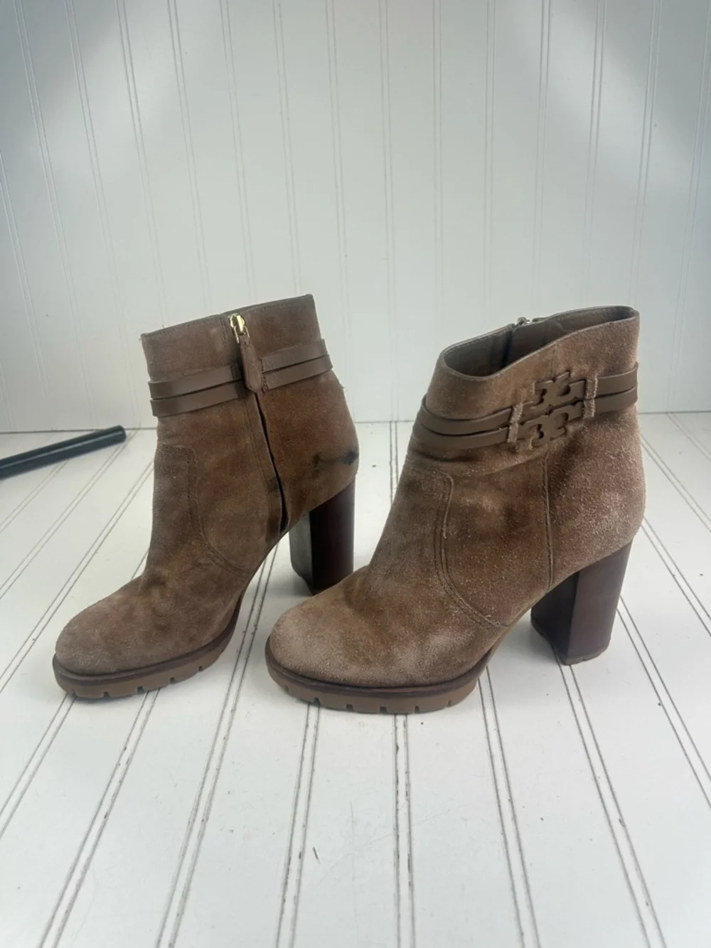 Tory Burch Brown Leigh Suede Lug Sole Booties Women’s Size 7 $400